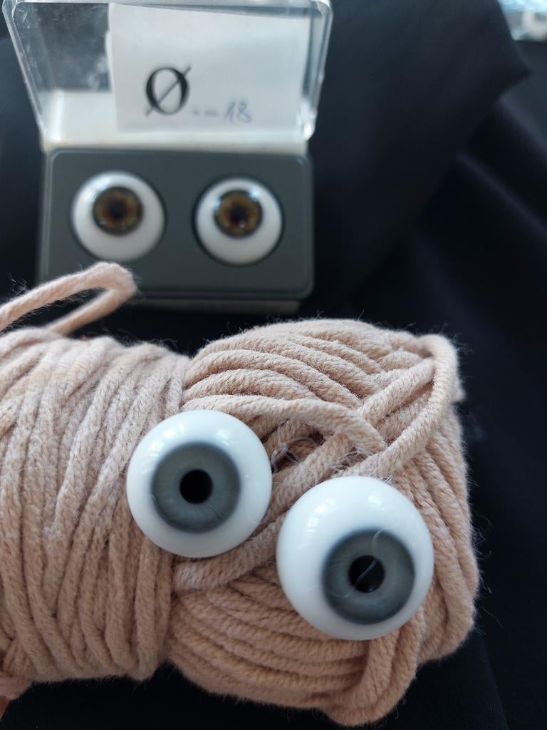 Glazen oogjes voor reborns en nog veel meer, Ophalen of Verzenden, Zo goed als nieuw, Haken, Wol of Garen