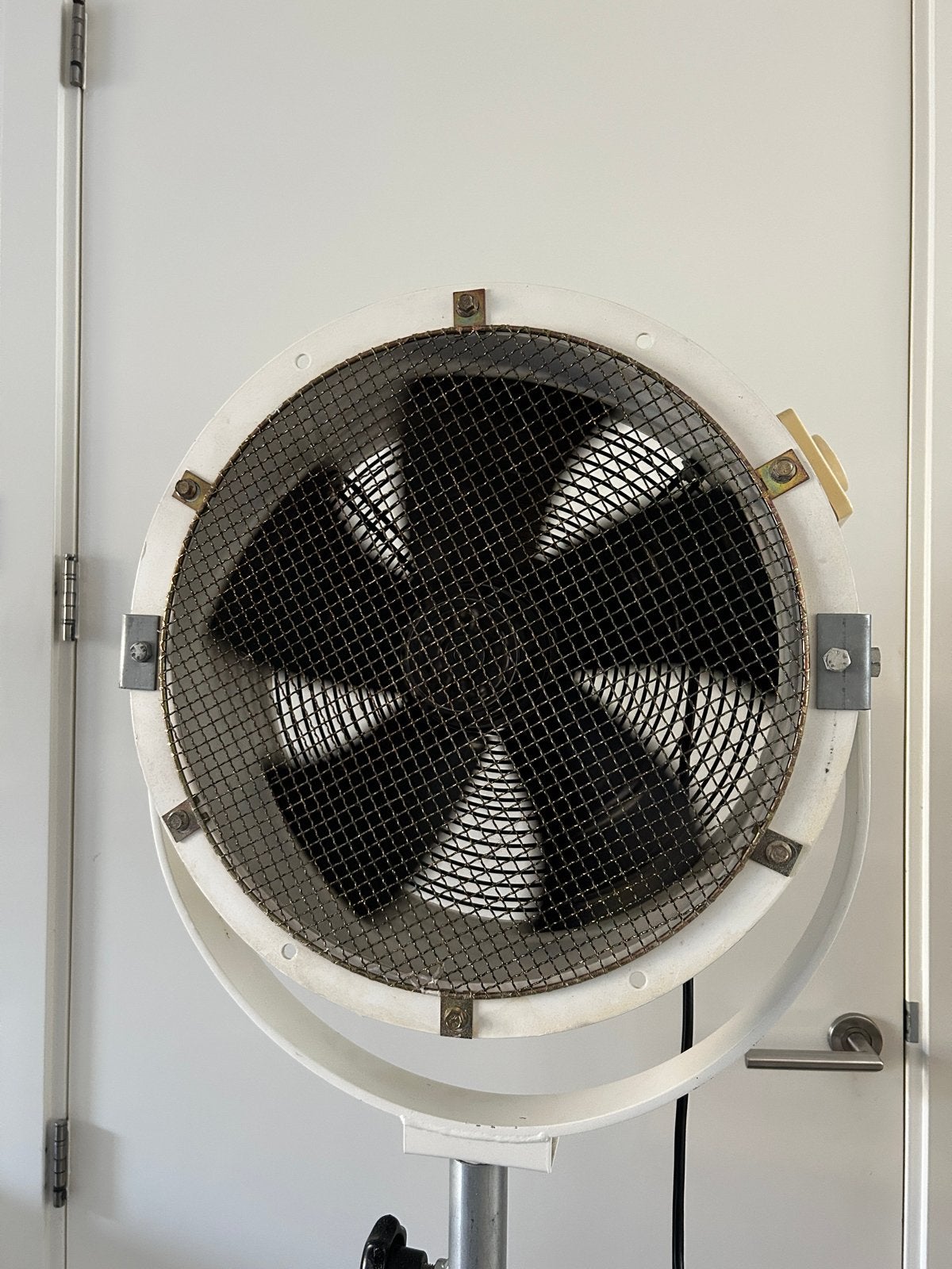 Professionele Ebm ventilator op statief, Ophalen, Gebruikt