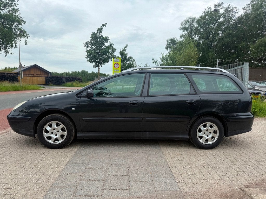 Citroen C5 Break 2.0-16V Différence Airco ECC Luchtvering C, Auto's, Citroën, Voorwielaandrijving, Parkeersensor, 136 pk, Gebruikt