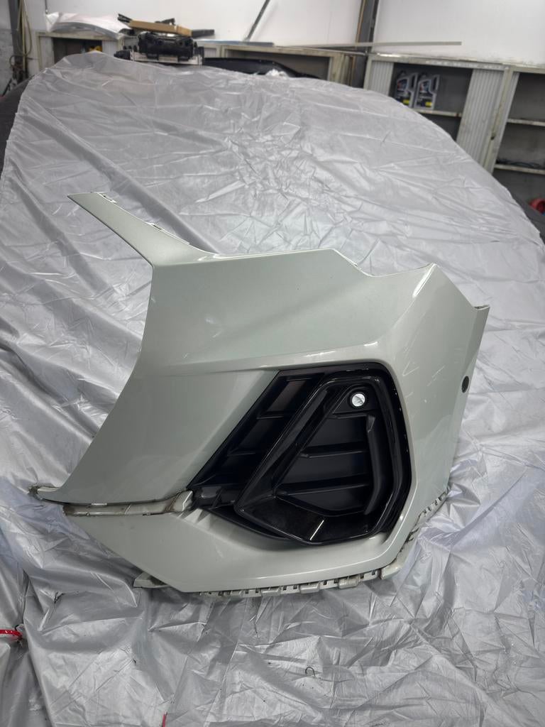 Audi Q3 voorbumper links voor, Ophalen of Verzenden, Nieuw, Audi, Bumper
