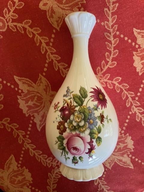 Vaasje Coalport, Ophalen