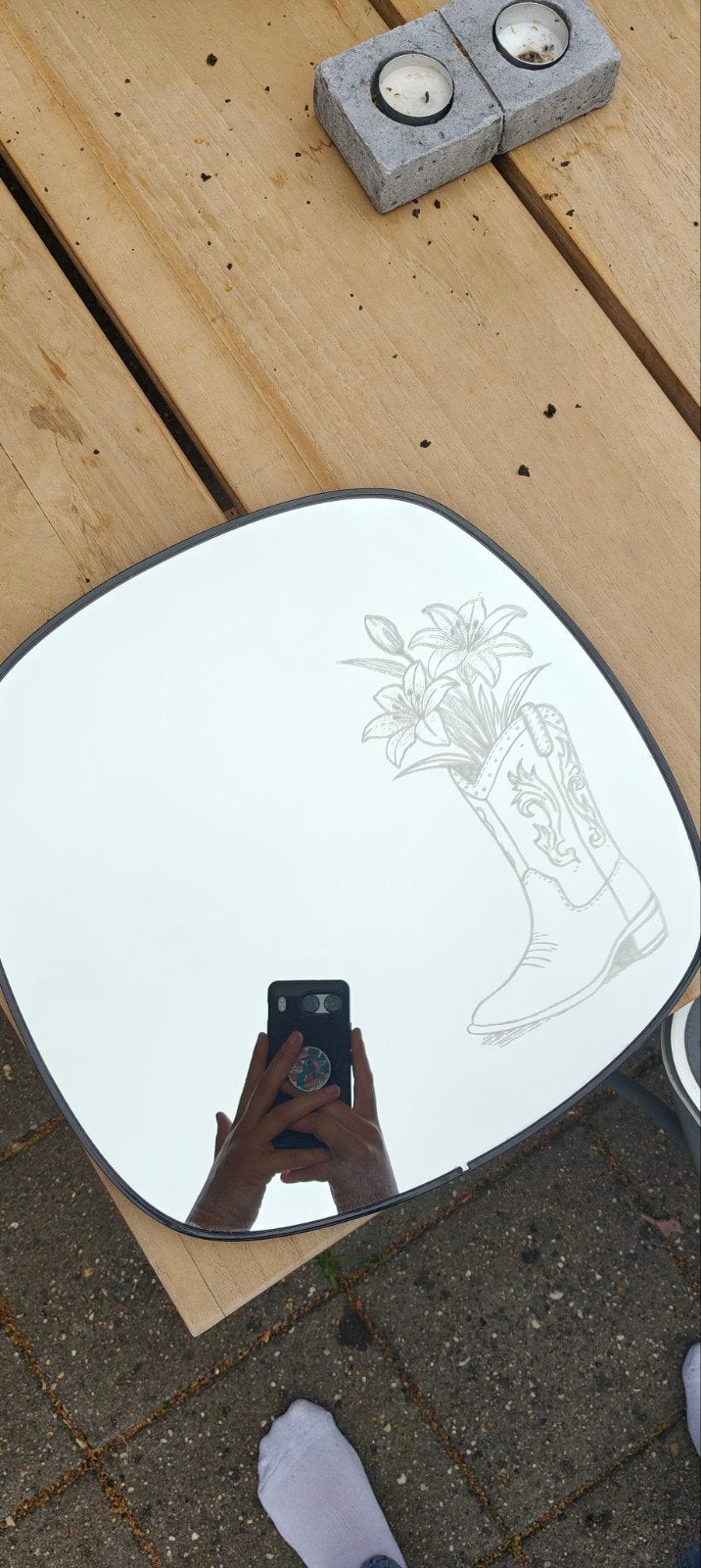 Hand gegraveerde spiegel met laars design, Minder dan 50 cm, Nieuw, Ophalen of Verzenden, Minder dan 100 cm