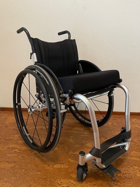 Wolturnus Tukan ADL rolst , incl terreinbanden en freewheel!, Ophalen, Gebruikt, Handbewogen rolstoel