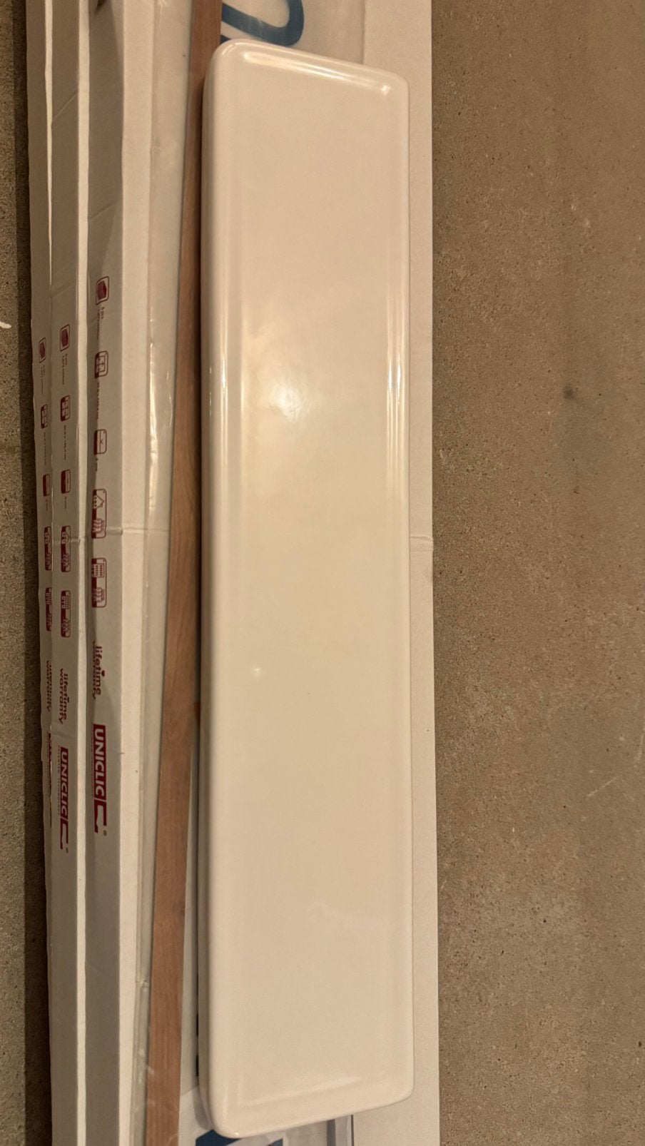 Planchet 600mm, Ophalen, Nieuw, Wastafel
