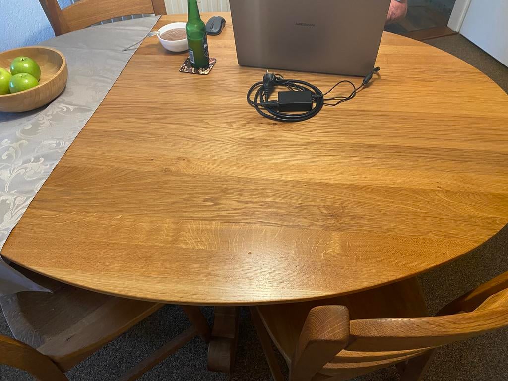 Eiken eetkamertafel met 4 eiken stoelen., Huis en Inrichting, Tafels | Eettafels, Ophalen, Eikenhout, 50 tot 100 cm, 150 tot 200 cm