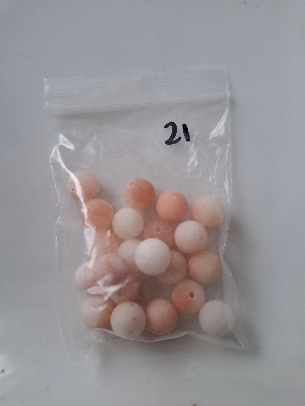 21 stuks 8 mm natuursteen kralen wit roze edelsteen, Kraal, -, -, Nieuw
