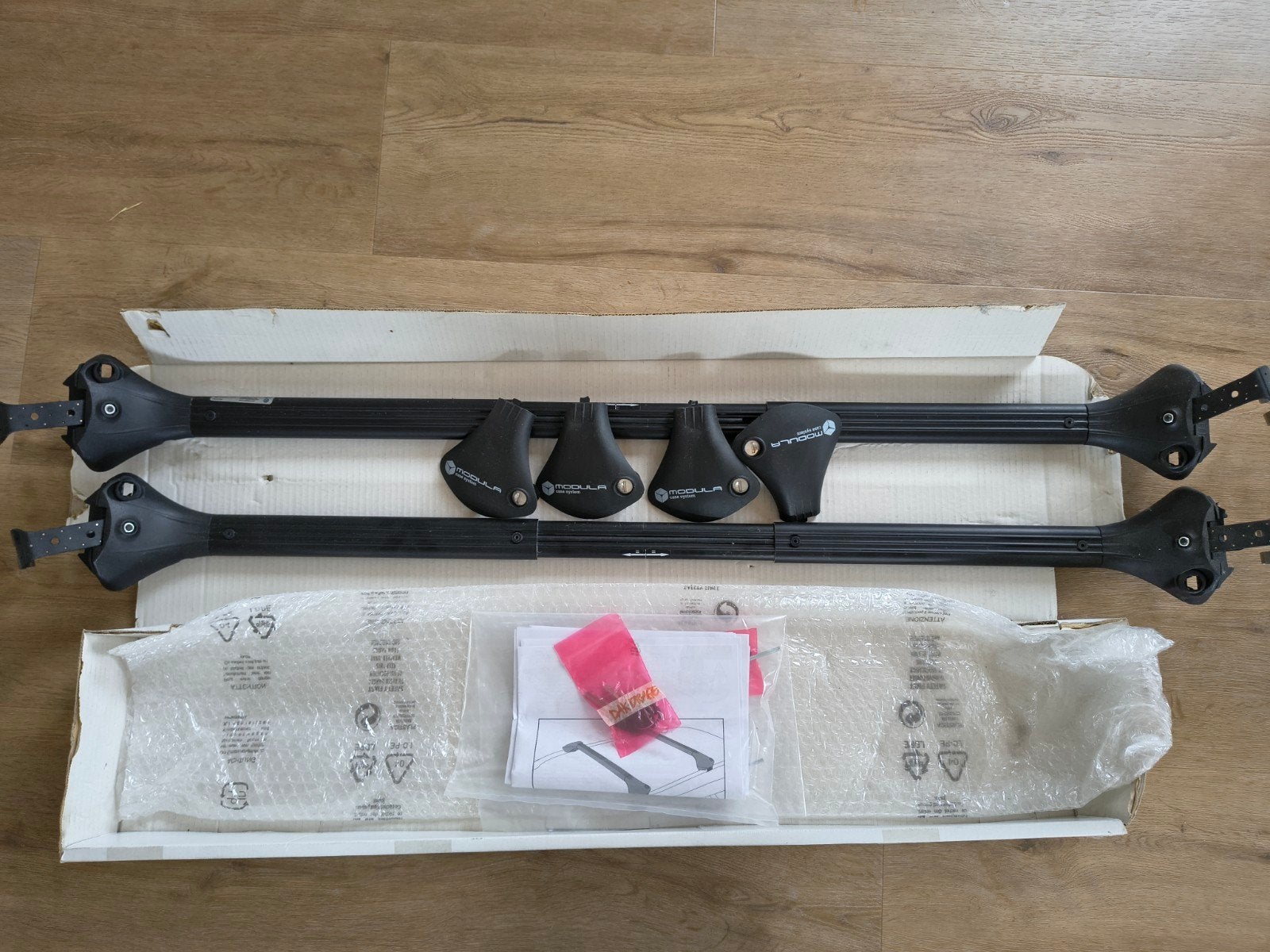 Modula OvalBar System dakdragers zwart (een keer gebruikt), Verzenden