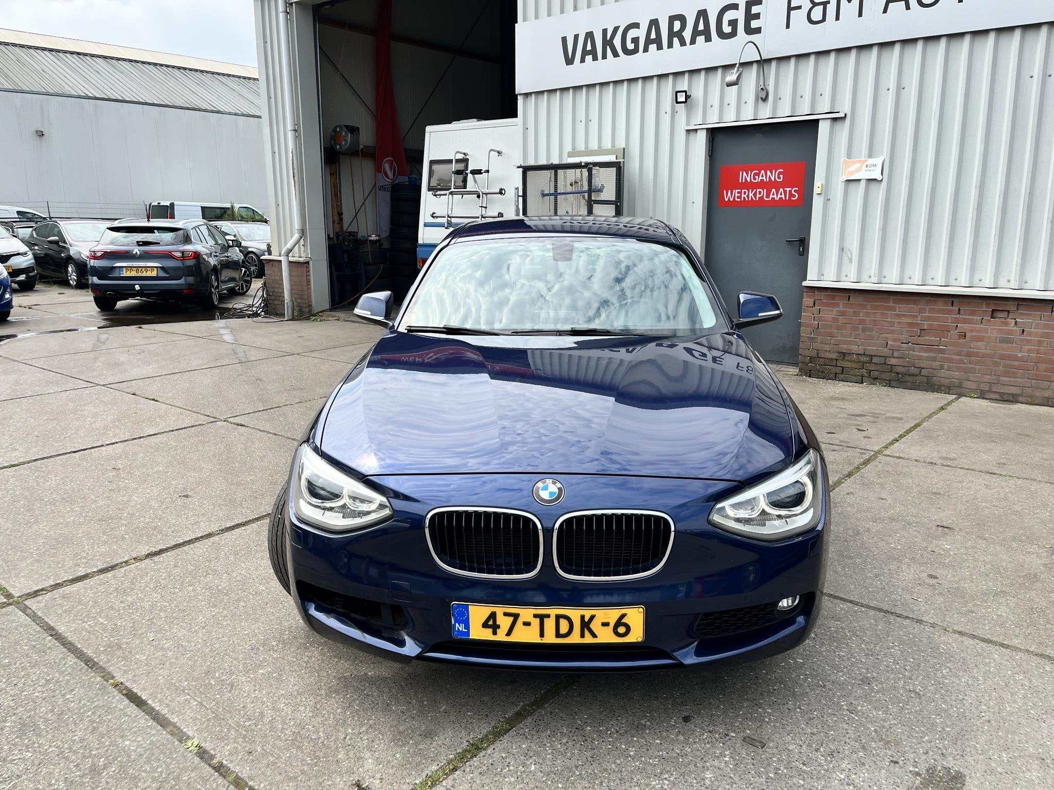 BMW 1-serie 116i Business+ EXPORT ONLY!, Auto's, 1-Serie, Euro 5, Gebruikt, 4 cilinders