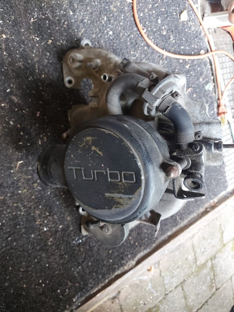 Volvo 240 turbo inlaatspruitstuk — origineel onderdeel, Ophalen of Verzenden, Volvo