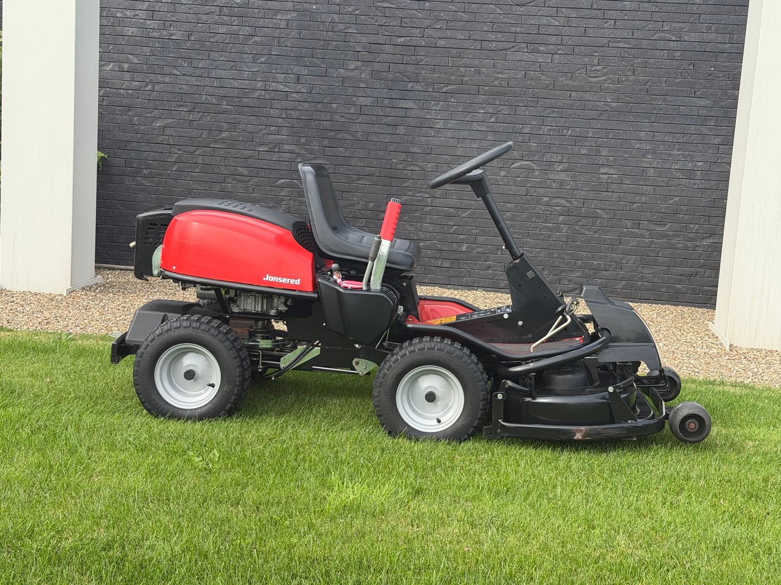 jonsered FR2113 MA  hydrostaat zitmaaier / husqvarna