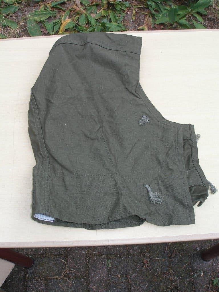 Kavel capuchons gevechtsjas, per stuk 0,50 euro, Ophalen of Verzenden, Landmacht, Nederland, Kleding of Schoenen