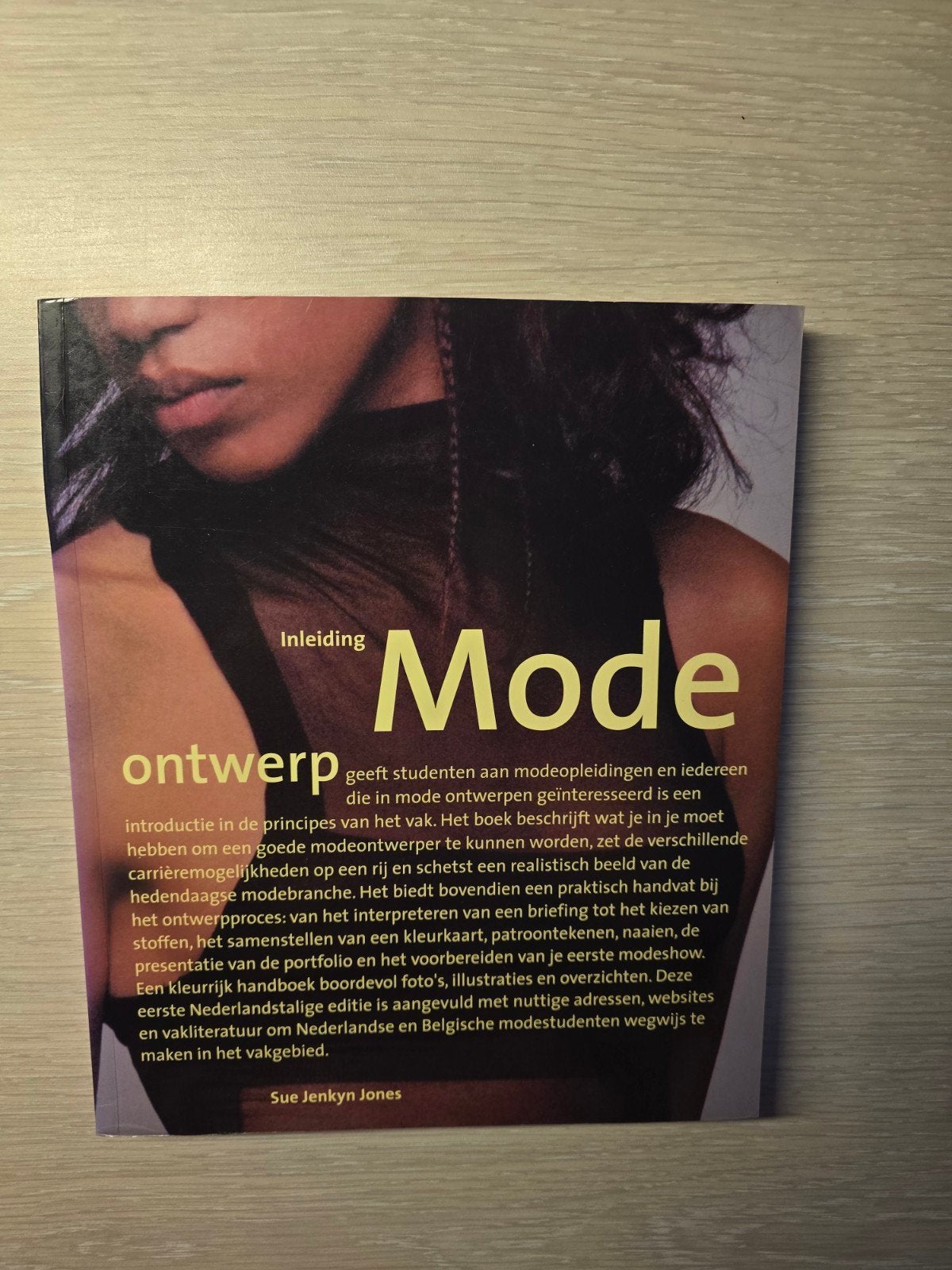 mode ontwerp styling boek, Boeken, Ophalen of Verzenden, Zo goed als nieuw, Mode algemeen