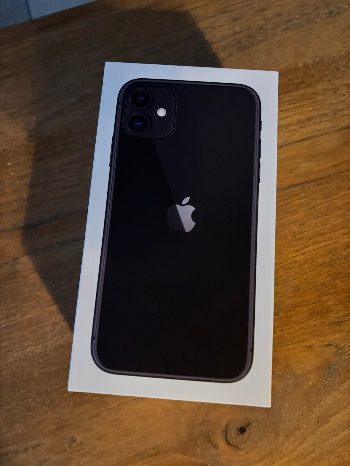 Apple iPhone 11 Zwart 64GB - Zo goed als nieuw met hoesjes, Zo goed als nieuw, 64 GB, Zonder simlock, Zonder abonnement
