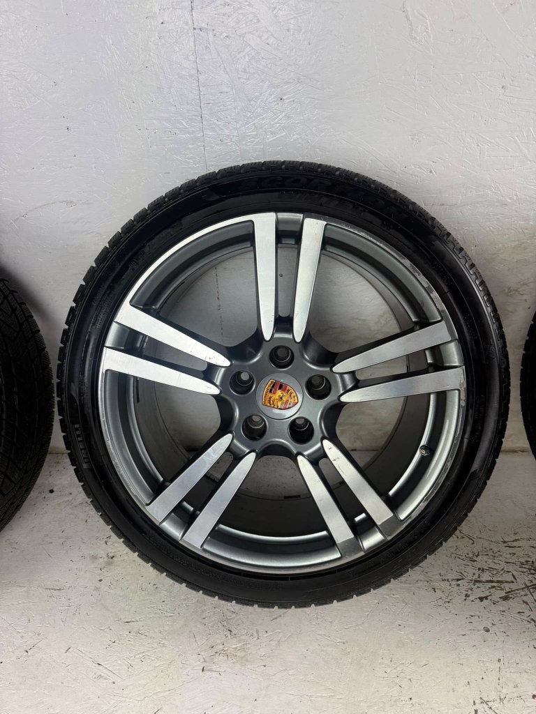 Porsche Cayenne turbo GTS velgen 21" 5x130 winter 7mm pirell, Auto-onderdelen, Niet ingevuld, Gebruikt, 295 mm, Banden en Velgen