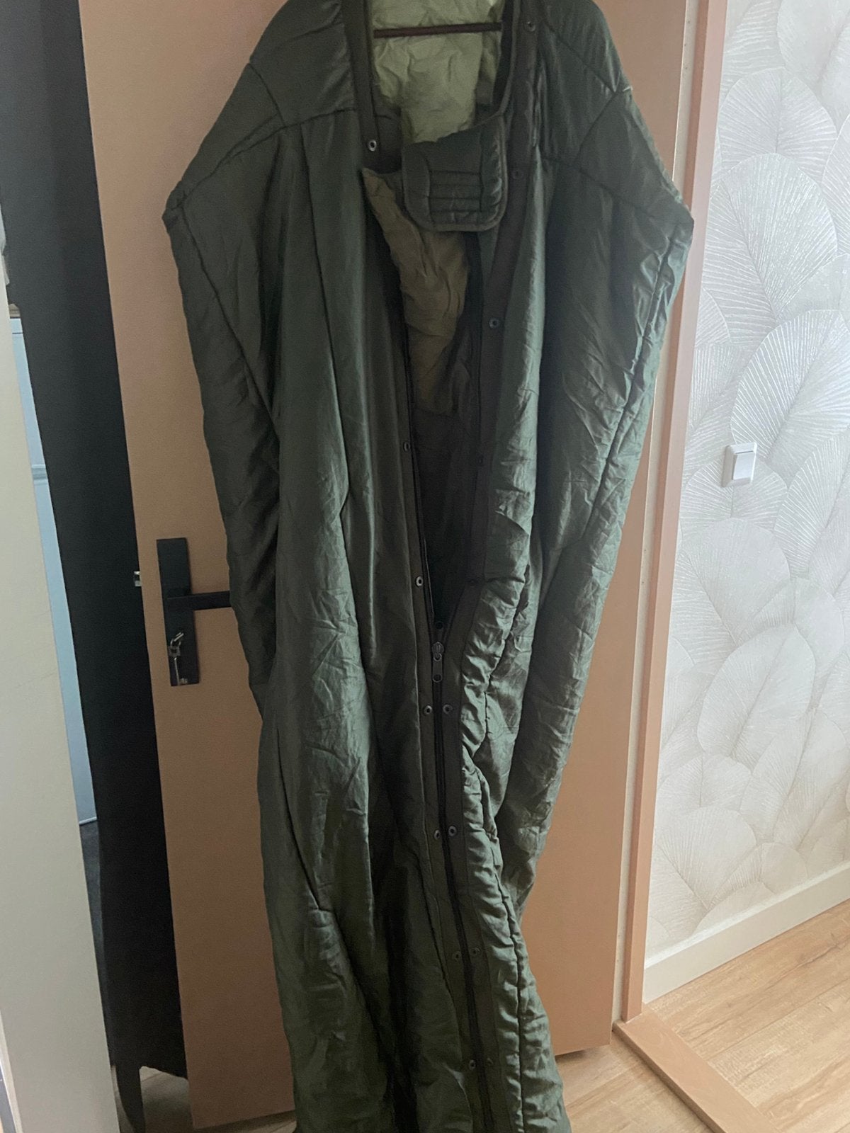 Te koop M90 slaapzak met toebehoren, Caravans en Kamperen, Slaapzakken, Ophalen, Zo goed als nieuw