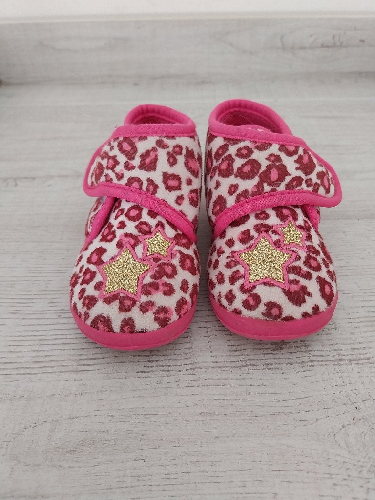 Leuke pantoffels sloffen maat 25, Meisje, Overige typen, Ophalen of Verzenden, Zo goed als nieuw
