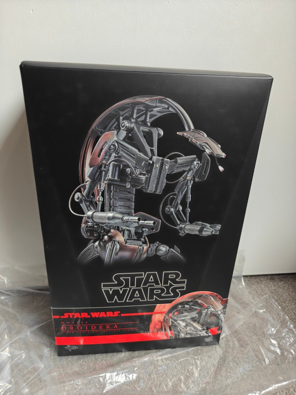Hot Toys Star Wars Droideka Destroyer Droid MMS275, Ophalen of Verzenden, Zo goed als nieuw, Actiefiguurtje