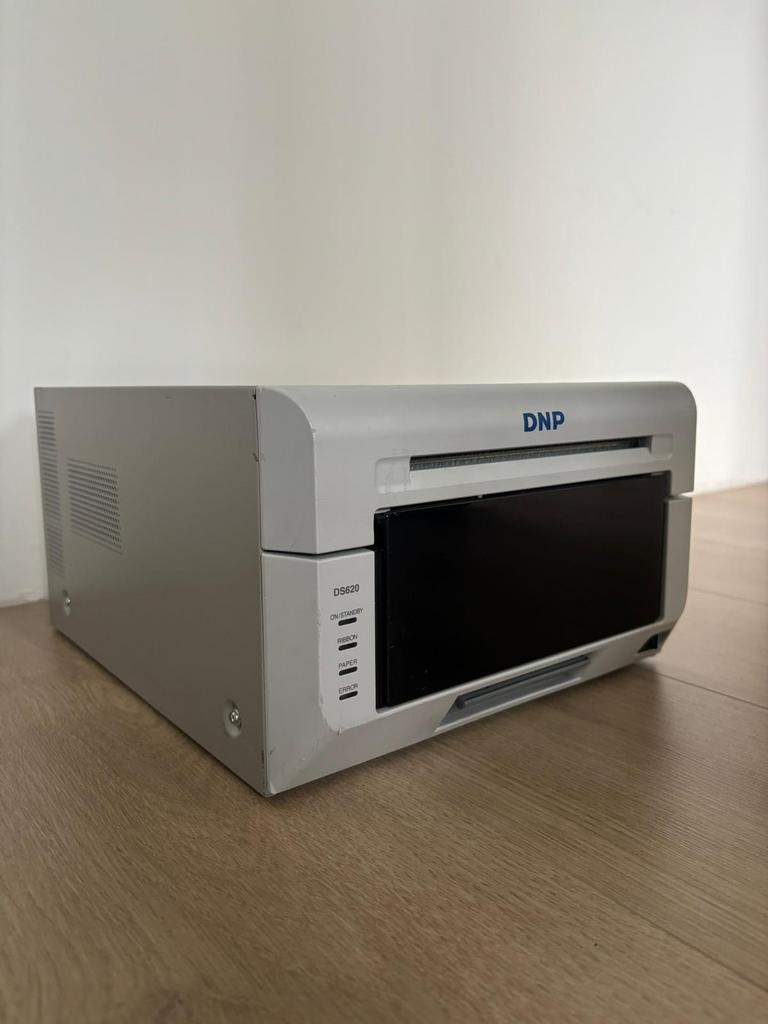DNP photo printer, Ophalen of Verzenden, Zo goed als nieuw