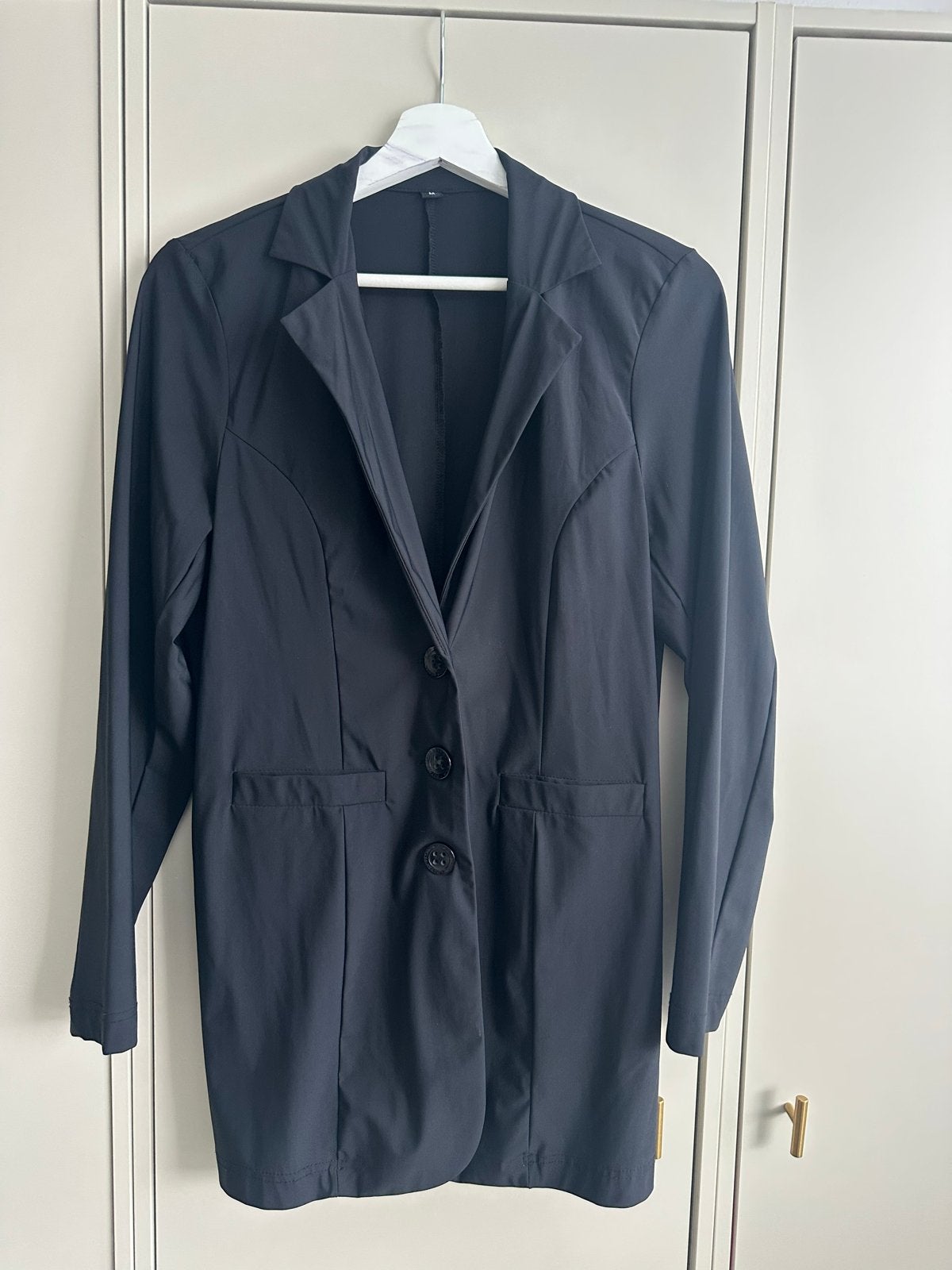 Zwarte lange blazer maat M, Maat 38/40 (M), Zwart, Ophalen of Verzenden, Jasje