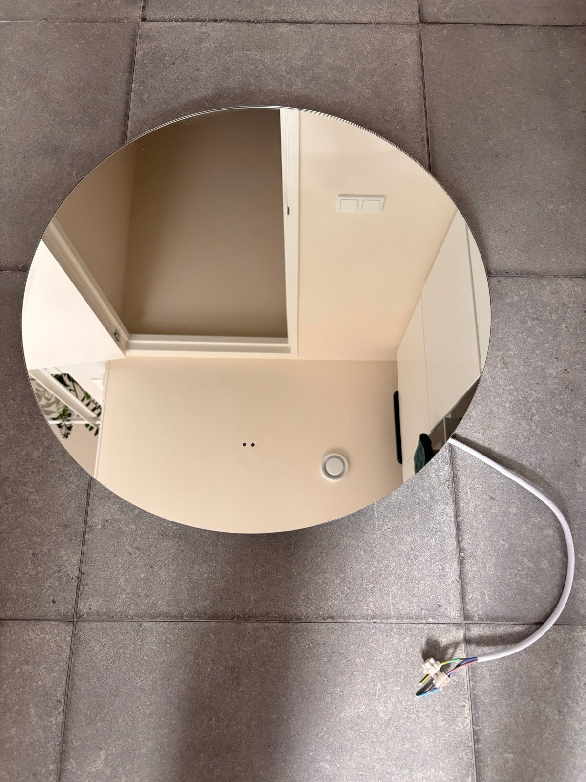 Ronde badkamerspiegel met LED verlichting - 60cm, Huis en Inrichting, Ophalen, Rond, Zo goed als nieuw, Minder dan 100 cm