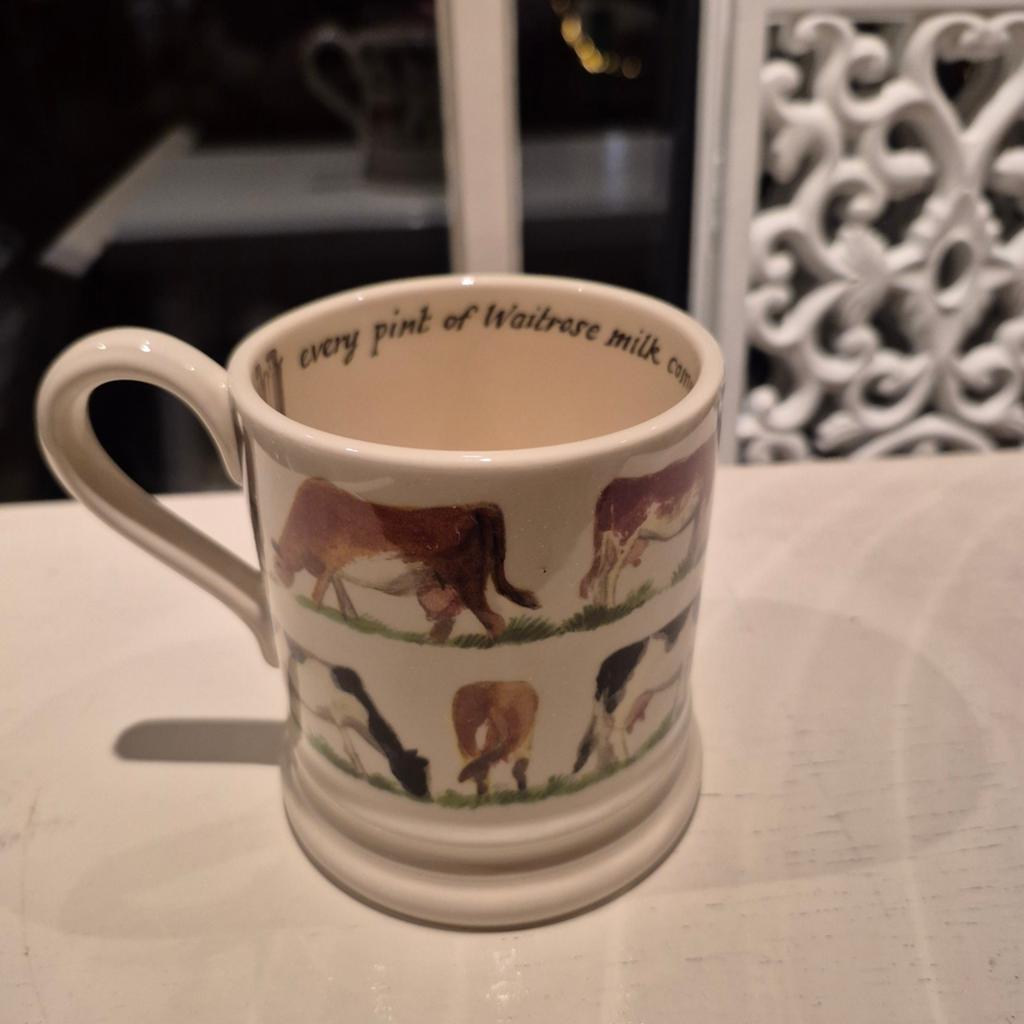 Emma Bridgewater mok 0.5 1/2pt Waitrose Farmers Cows nieuw, Nieuw, Ophalen of Verzenden, Overige stijlen, Kop(pen) en/of Schotel(s)