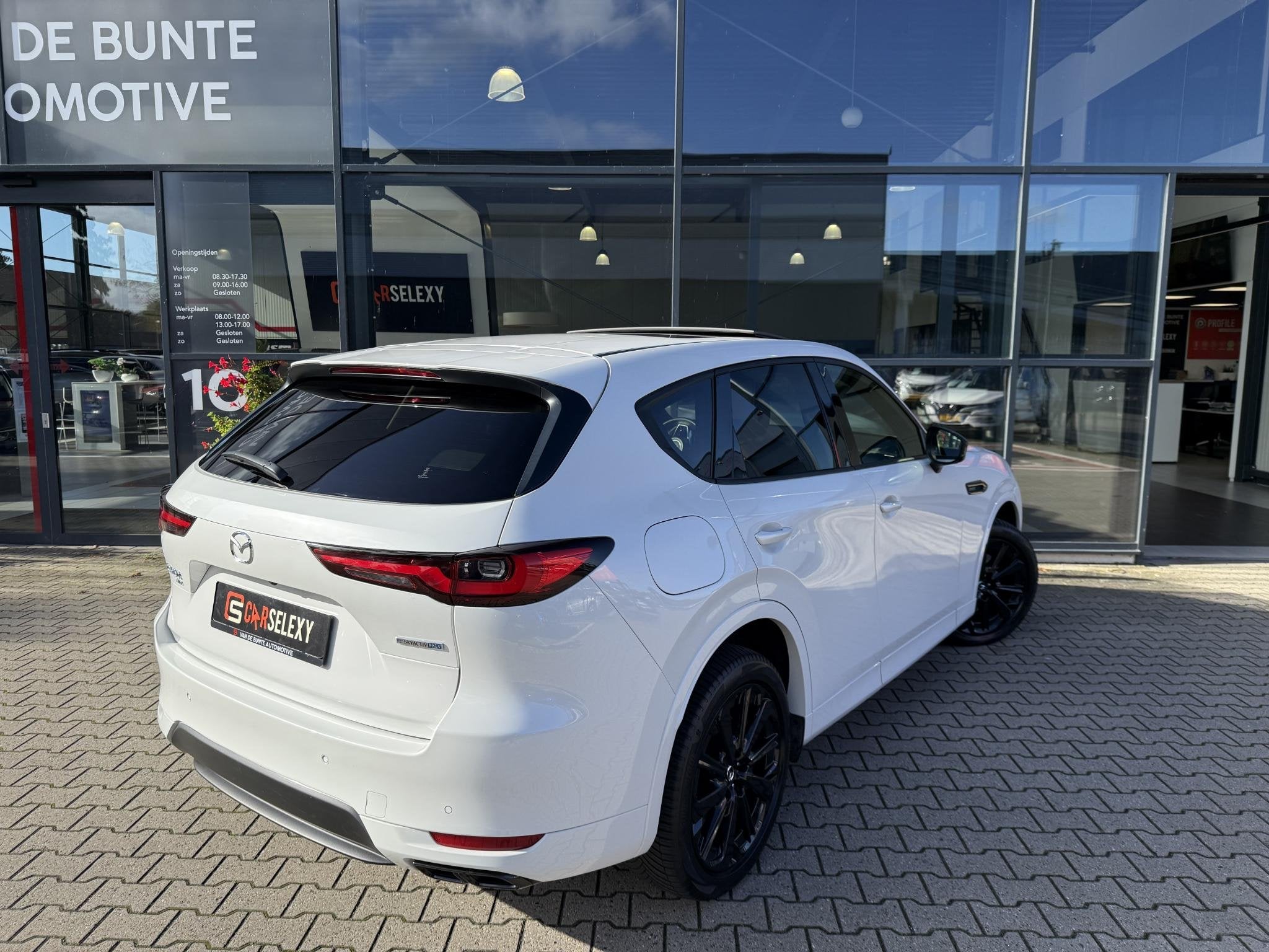 Mazda CX-60 2.5 e-SkyActiv PHEV Homura Plus*Schuif-/Kantelda, Auto's, Automaat, 12 maanden, Gebruikt, Euro 6