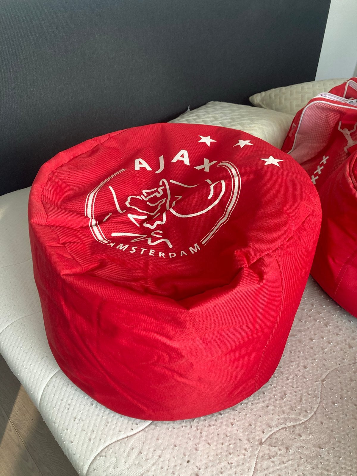 Ajax Zitzak en Zitzakstoel - Rood met logo, Ophalen, Gebruikt