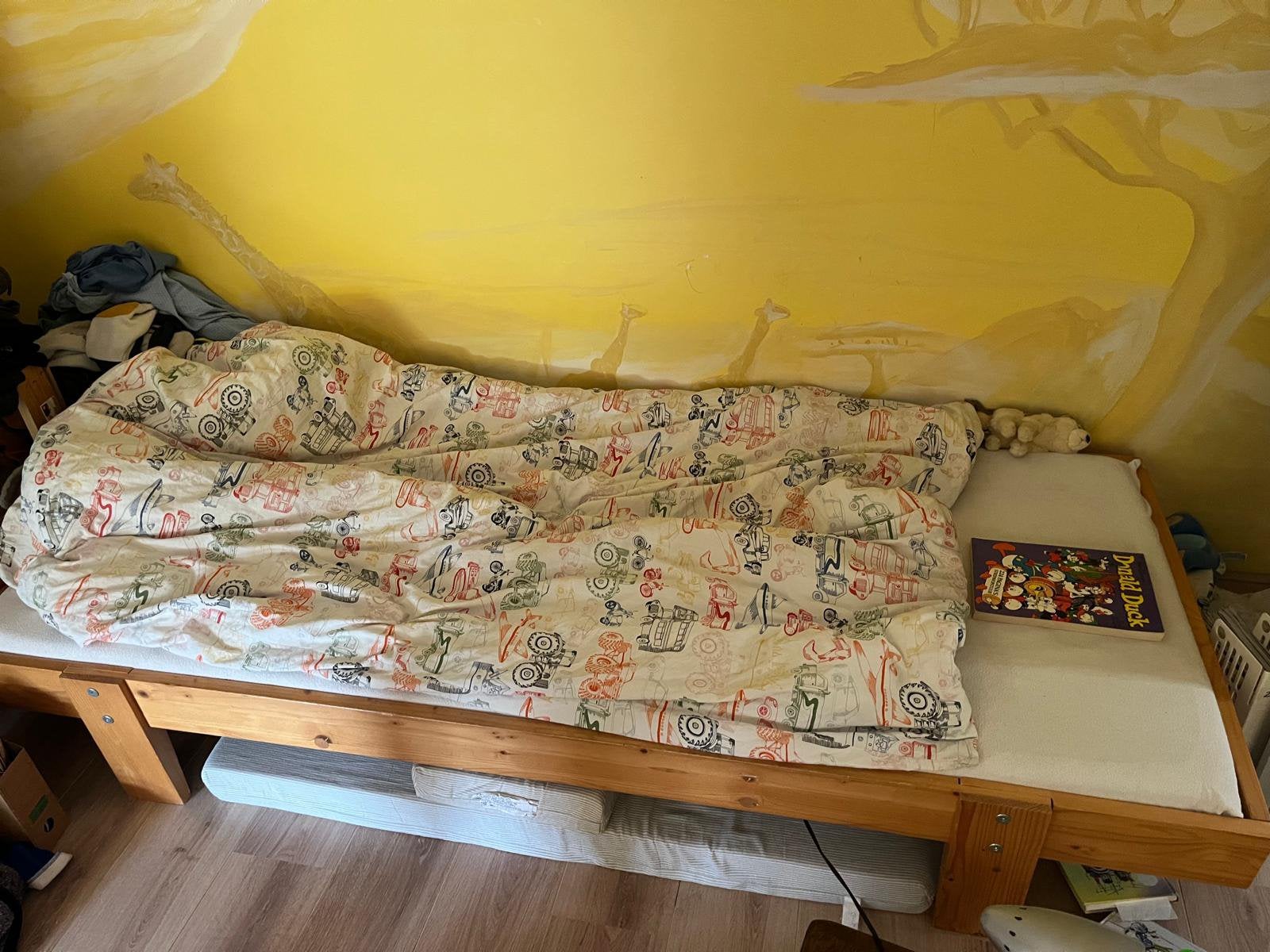 Kinderbed, Ophalen, Eenpersoons, Zo goed als nieuw, 80 cm