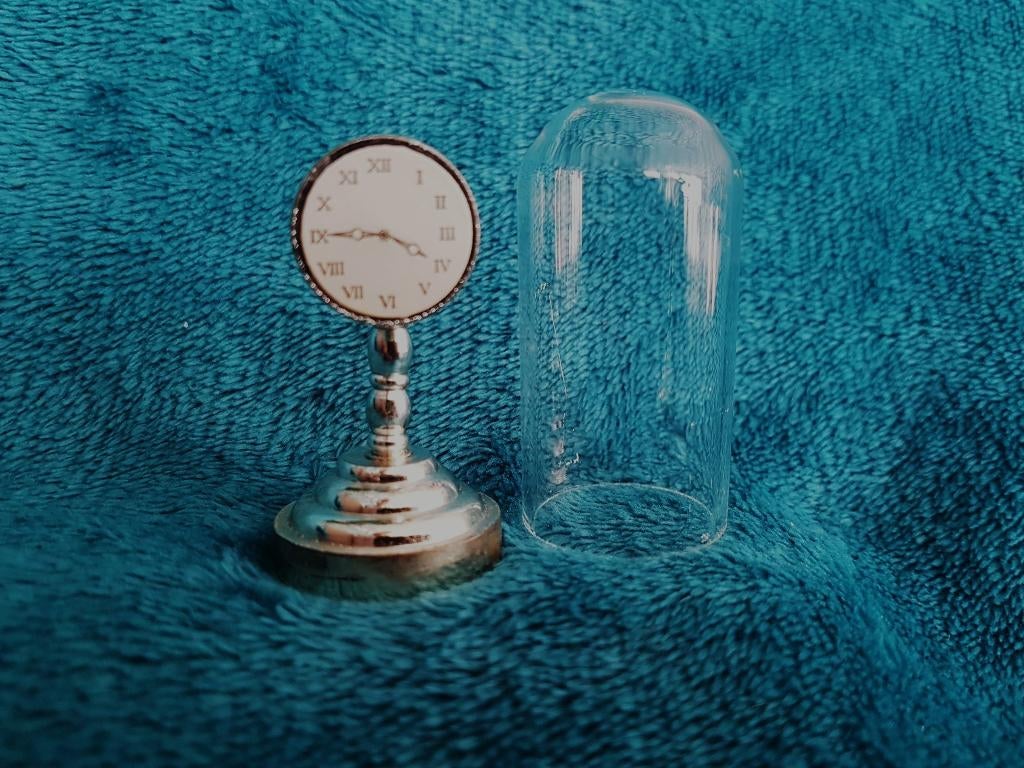 Stolpklokje miniatuur, Ophalen of Verzenden, Zo goed als nieuw, Toebehoren