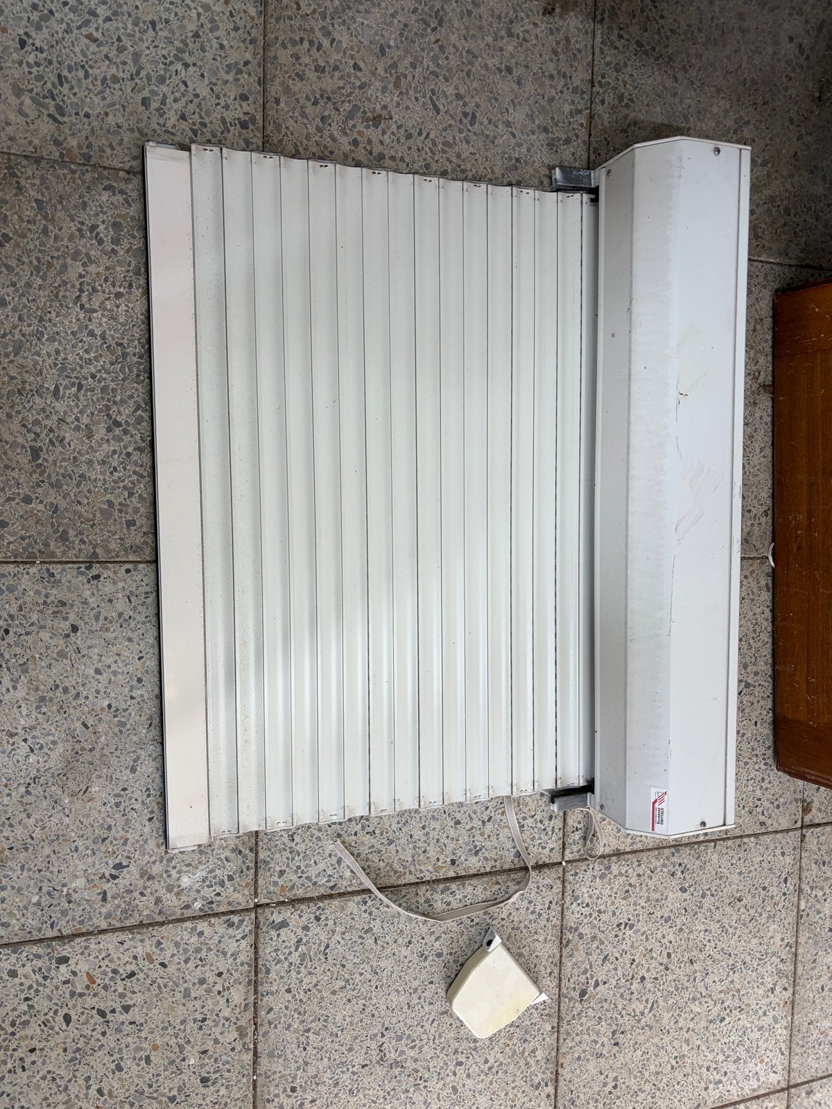 Elektrisch rolluik, wit, handbediening, Ophalen, Gebruikt, Minder dan 100 cm, Wit
