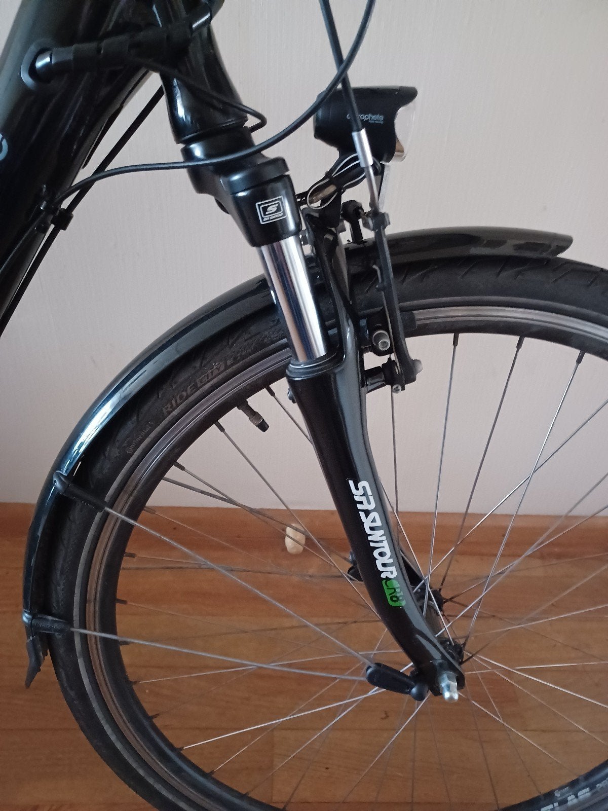 Nieuwe Dames E - Bike met Middenmotor, Fietsen en Brommers, Elektrische fietsen, Zo goed als nieuw, Overige merken, 51 tot 55 cm