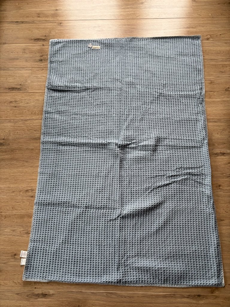 Koeka lichtblauwe deken ledikant, Ophalen, Koeka, Zo goed als nieuw, Blauw