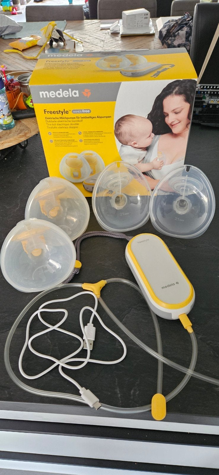 Medela Freestyle Hands-free borstkolf (Z.G.A.N.), Ophalen of Verzenden, Zo goed als nieuw, Borstkolf