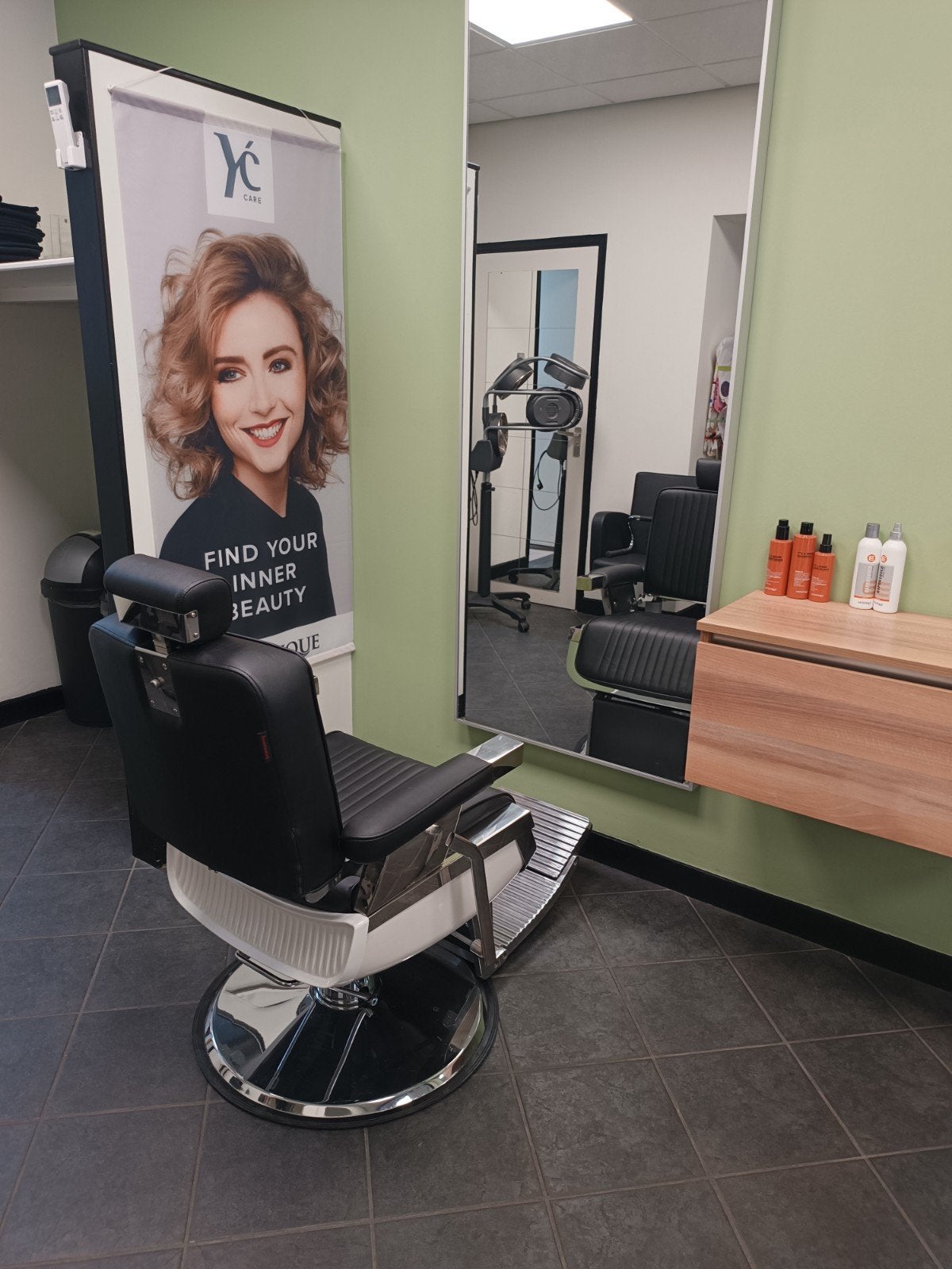 barber/ kappersstoel zgan, Ophalen