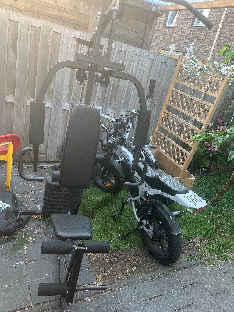 Fitnesmaschine, Ophalen, Benen, Gebruikt, Krachtstation