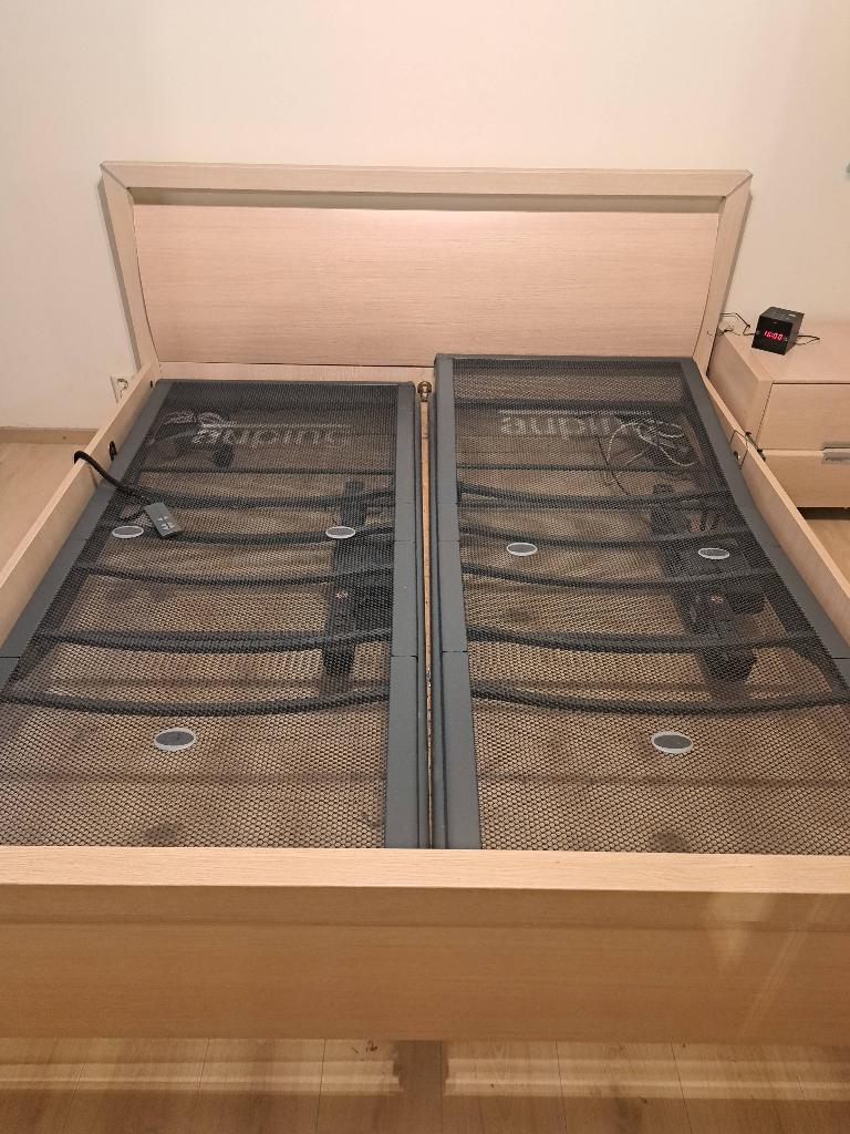 Tweepersoonsbed met Auping verstelbare bodems, Huis en Inrichting, Slaapkamer | Bedden, Ophalen, Beige, Tweepersoons, 180 cm
