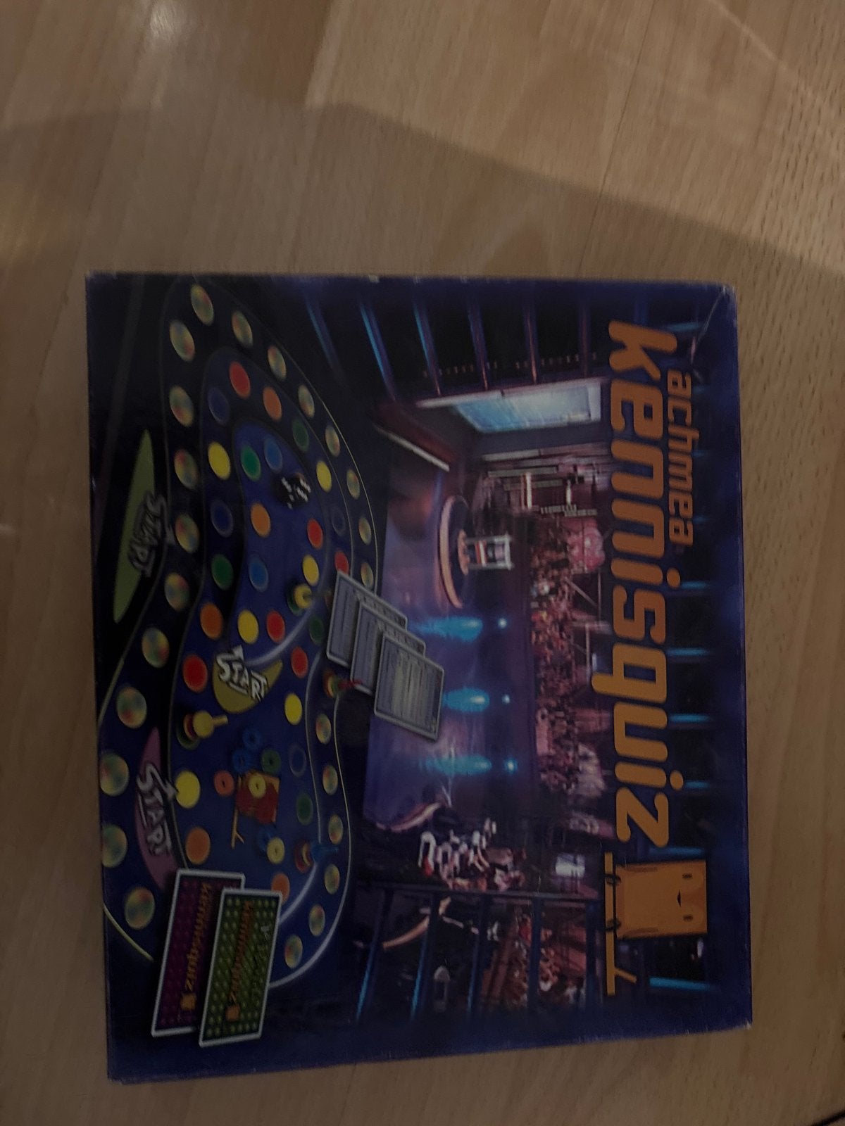 Achmea Kennisquiz Bordspel - Educatief en Leuk!, Drie of vier spelers, Ophalen of Verzenden, Gebruikt