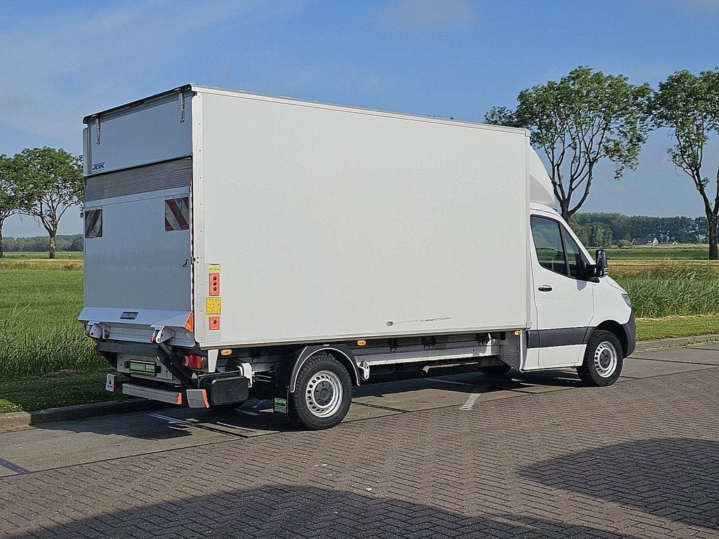 MERCEDES-BENZ SPRINTER 317 bakwagen laadklep!, Automaat, Gebruikt, Wit, Mercedes-Benz