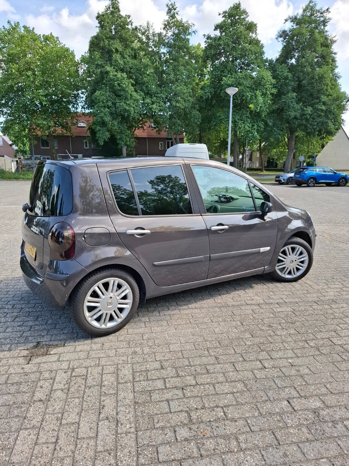 Renault Modus 1.6 16V | Initiale Paris uitvoering | 91145 km, Voorwielaandrijving, 15 km/l, 1145 kg, Beige