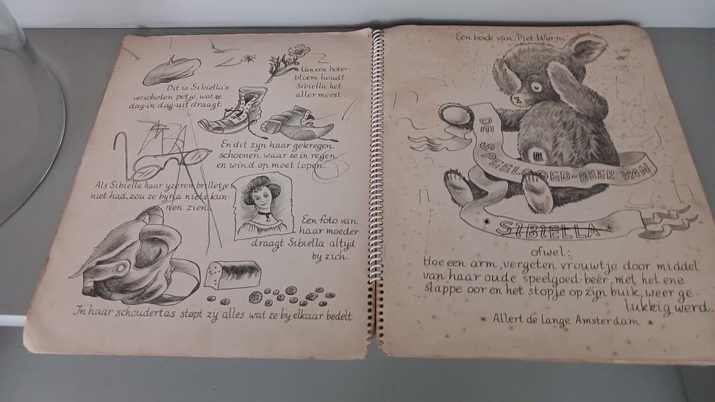 De speelgoedbeurs van sibiella, Ophalen of Verzenden, Gelezen