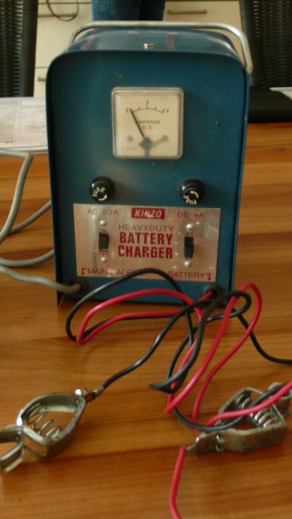 Kinzo Heavy Duty Battery Charger, Ophalen, Gebruikt