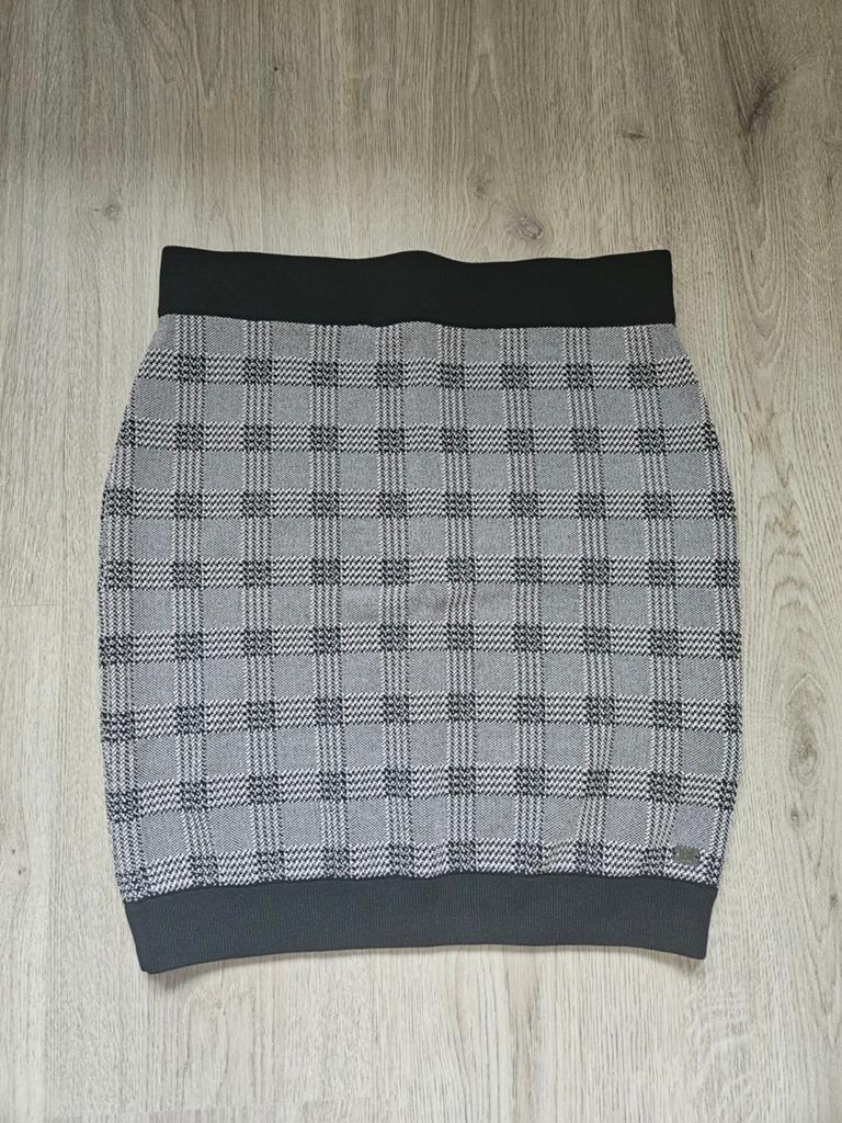 Nieuwe NIKKIE rok maat 38 grijs zwart, Maat 38/40 (M), Zwart, Nieuw, Ophalen of Verzenden