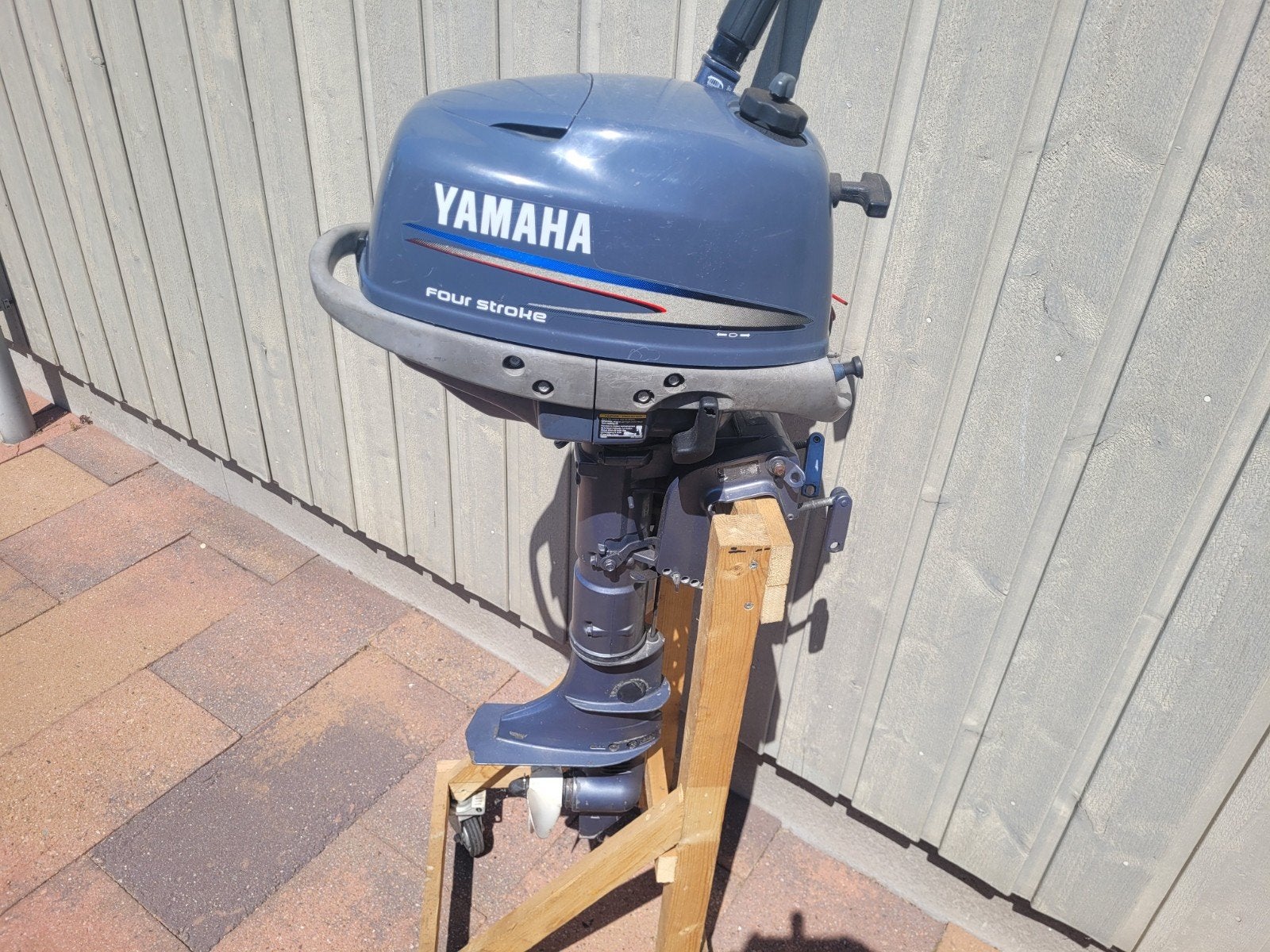 Yamaha 9.9 pk 4takt / 4pk 4takt yamaha 
Kortstaart m
Technis, Watersport en Boten, Ophalen, Gebruikt, Benzine, Met afstandsbediening