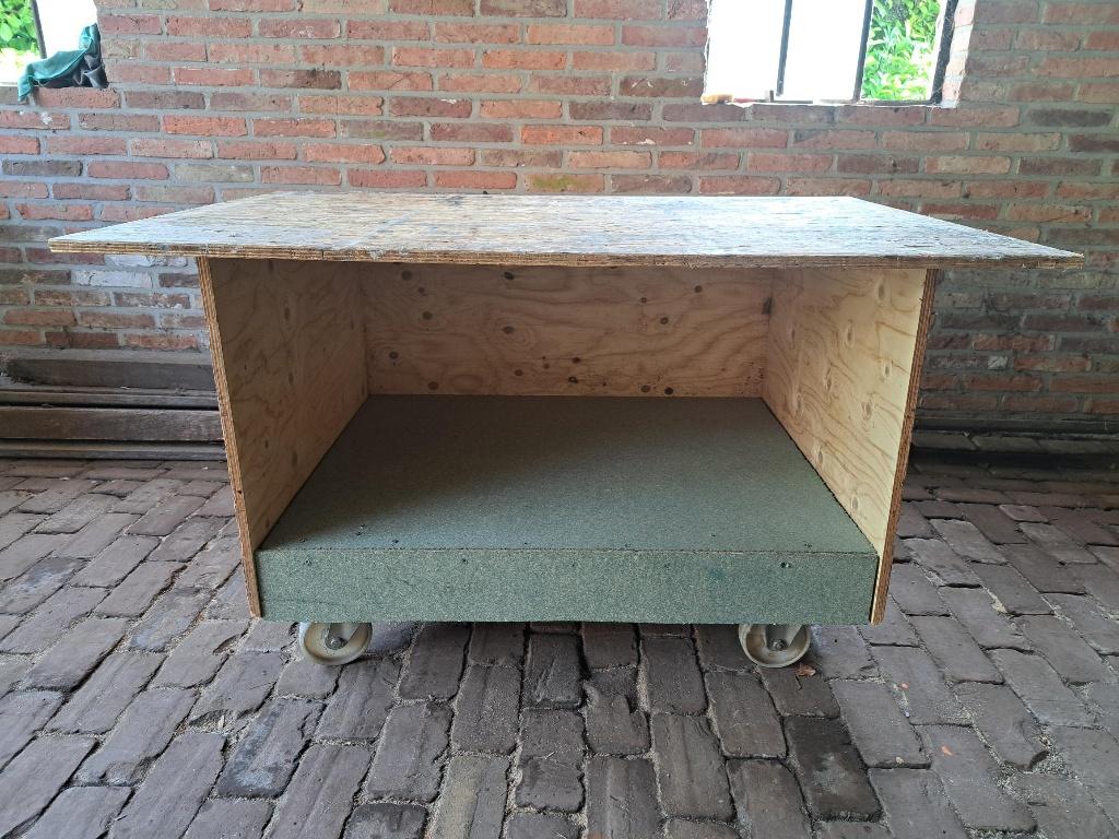 Goede verrijdbare houten werkbank/ werktafel!, Doe-het-zelf en Verbouw, Werkbanken, Ophalen, Gebruikt, 120 tot 170 cm