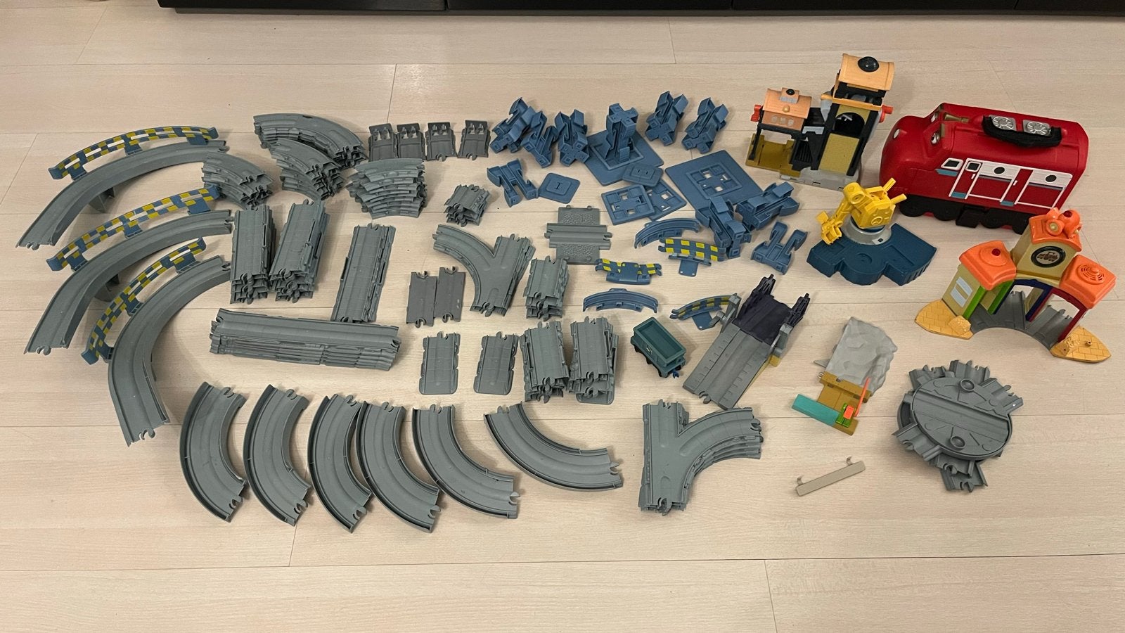 Grote set Chuggington treinspoor treinrails, Ophalen of Verzenden, Zo goed als nieuw
