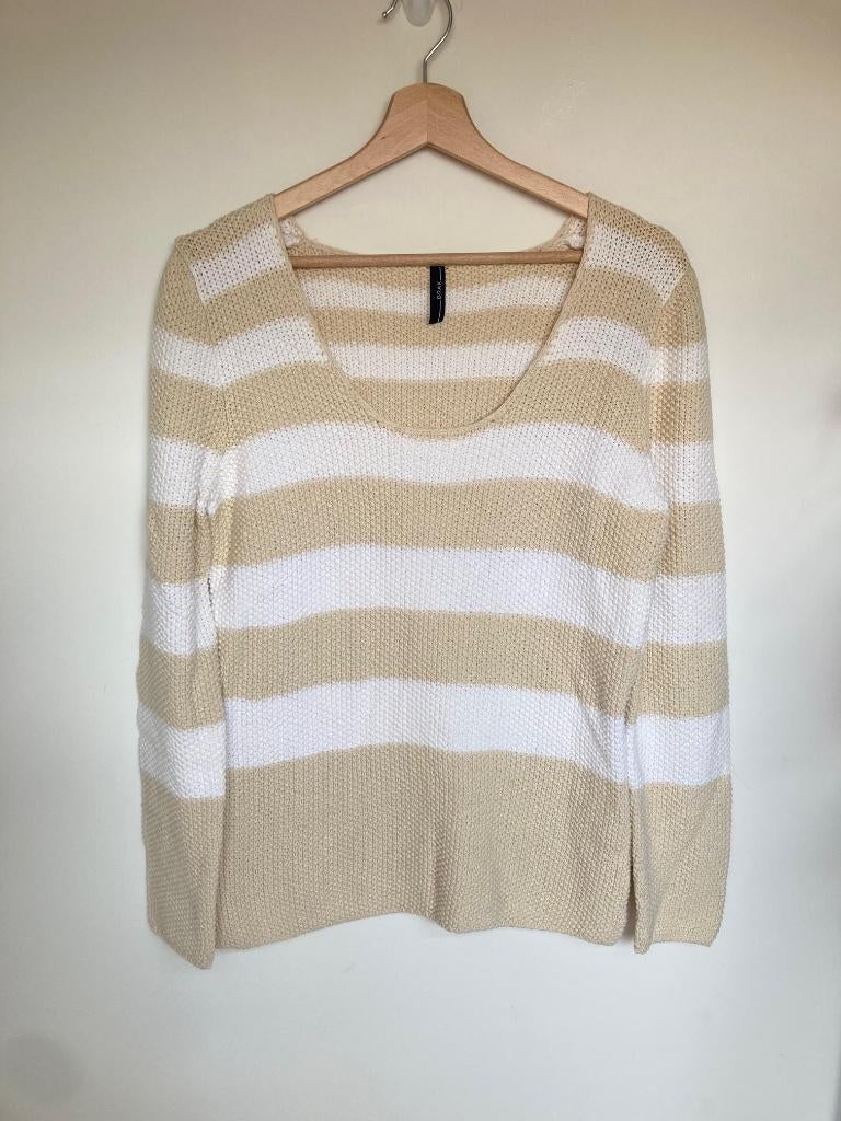 Brax beige met wit grofgebreide trui maat 42, Koningin Wilhelminaplein 13 World Fashio, 1062 HH, Amsterdam, Info@brax.com, Beige