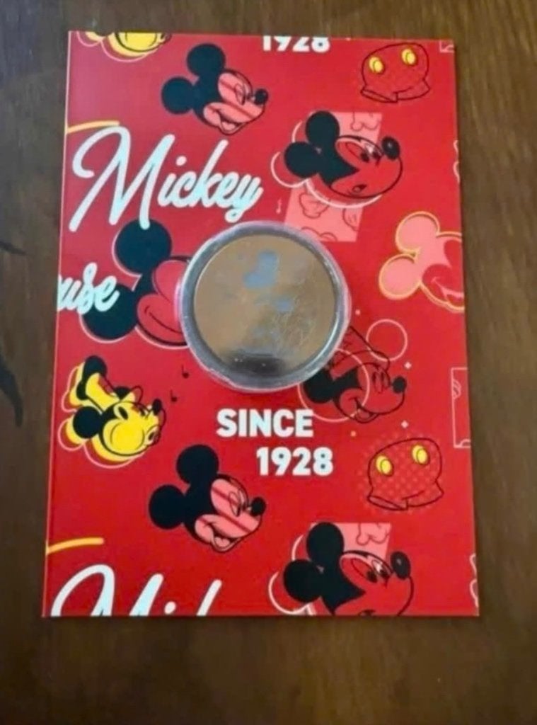 Disney munt - Mickey Walking glass piece - Mickey since 1928, Ophalen of Verzenden, Mickey Mouse, Nieuw, Overige typen