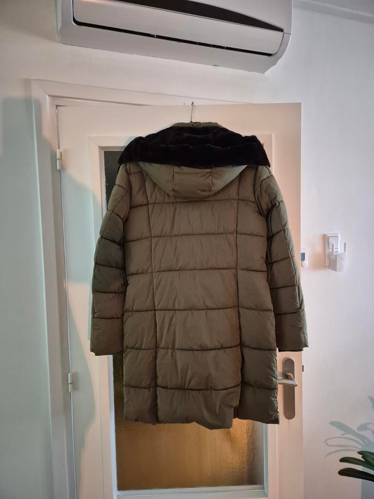 Esprit warme winterjas, groentint, maat M, zeer goede staat, Kleding | Dames, Jassen | Winter, Ophalen of Verzenden, Zo goed als nieuw