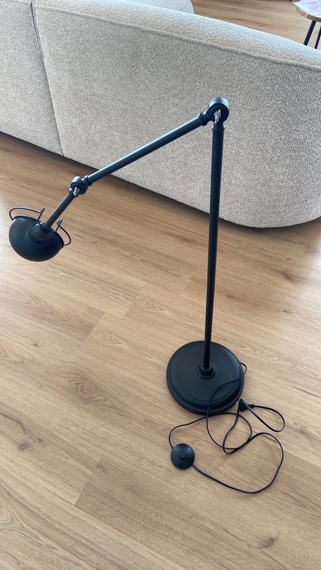 Vloerlamp, gratis af te halen, Huis en Inrichting, Ophalen, Gebruikt, E27 (groot), Metaal