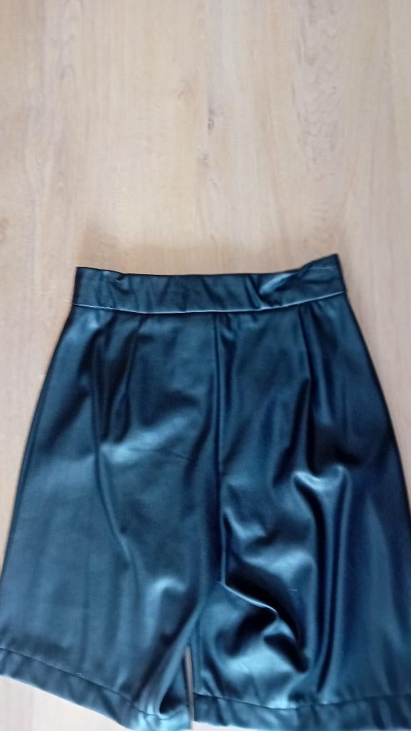 Rok Nep leren.rokje / Bermuda / broek rokje nieuw, Kleding | Dames, Broeken en Pantalons, Kort, Zwart, Nieuw, Ophalen of Verzenden